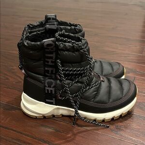 The North Face Black Winter Boots